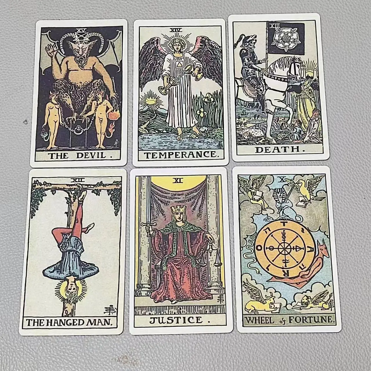 ไพ่ทาโรต์78ใบแบบคลาสสิกขนาด10. - Tarot Cards Deck With Guidebook บทวิจารณ์และราคา